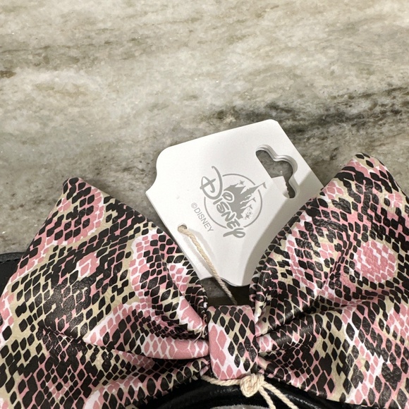 Disney Animal Kingdom Loungefly Minnie Minnie Headband Ears Pink Snakeskin NEW - Picture 13 of 13